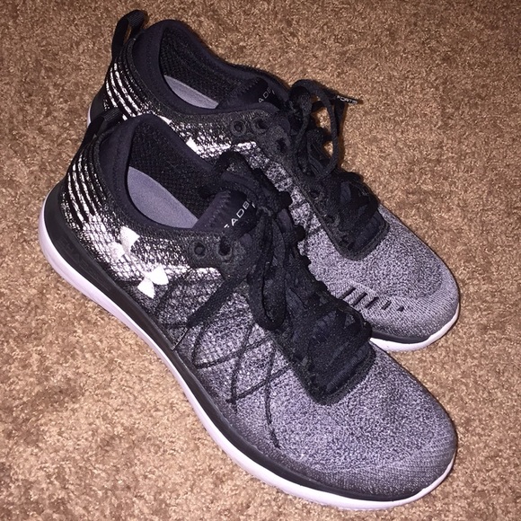 Under Armour Shoes - Women’s Under Armour shoes size 9.5